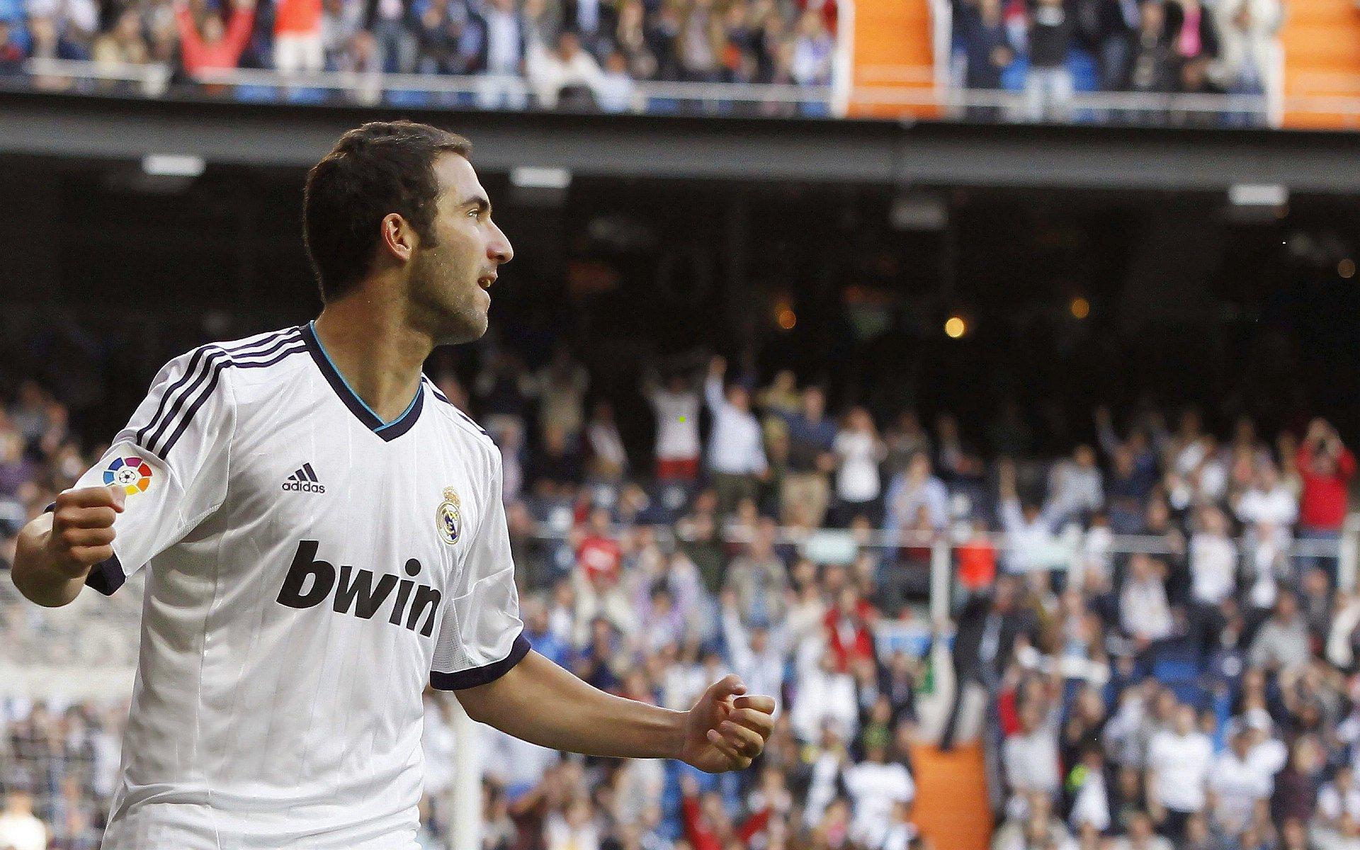 中国体彩_重庆队全体员工公开信引关注，送外卖跑滴滴维生，体育行业生存危机何解？